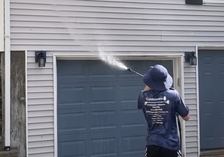 Best pressure washing service near deals me